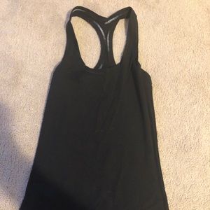 Lululemon tank size 2